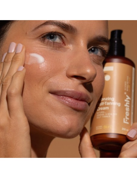 Crema Autobronceadora Freshly Bronzing 200ml